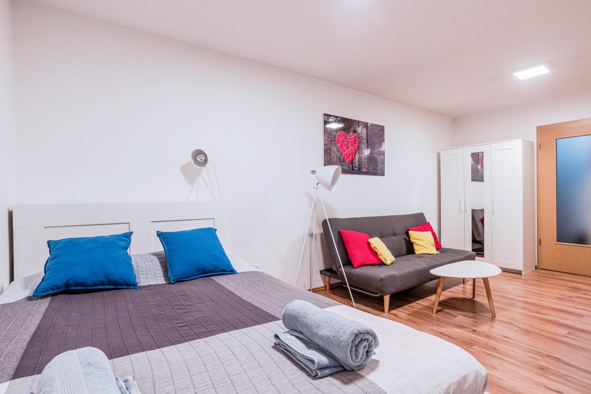 Central Studio Boulevard Budapest Bagian luar foto
